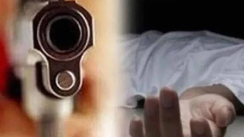 لاہور: دکاندار کے قاتلوں کی گاڑی کا پتہ چلا، نئی ویڈیو میں فرار