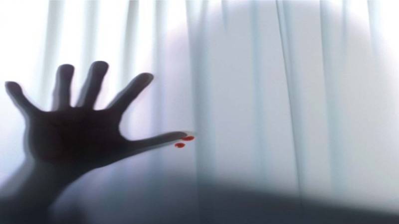 شوہر کی موجودگی میں بیوی سے زیادتی کرنے والا ڈاکو پولیس فائرنگ میں ہلاک