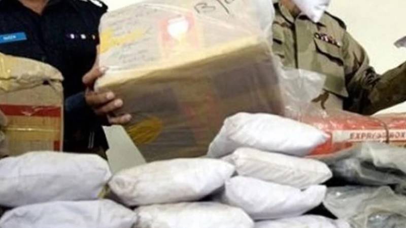 پشین: گاڑی کے خفیہ خانوں سے 612 کلو افیون برآمد، بڑی کارروائی