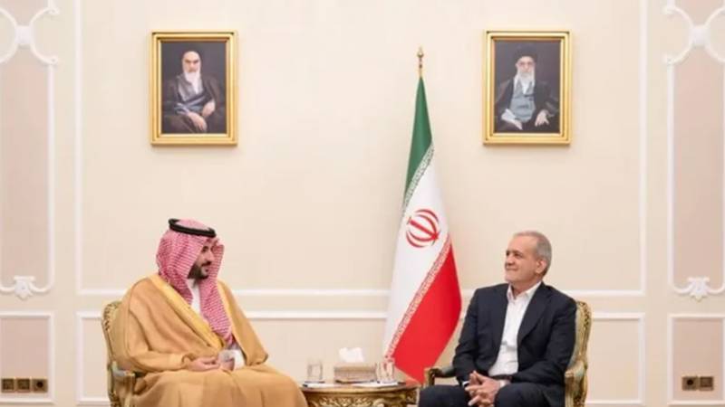 سعودی عرب کے ساتھ تعلقات کا نیا باب کھولنے کو تیار ہیں: صدر پزیشکیان