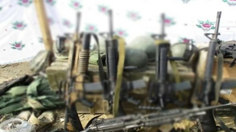  افغان طالبان نے امریکی فوج کے چھوڑے گئے 5 لاکھ ہتھیار دہشت گردوں کو فروخت کیے:برطانوی میڈیا