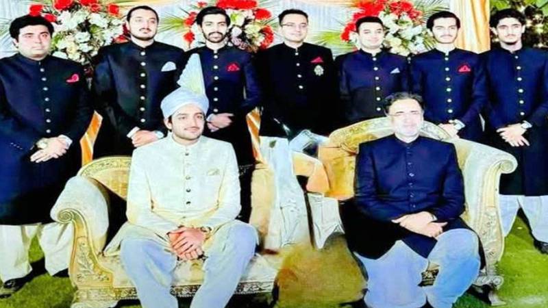قمر زمان کائرہ نے بیٹے کی شادی پر روایتی فضول رسومات کو مسترد کر دیا