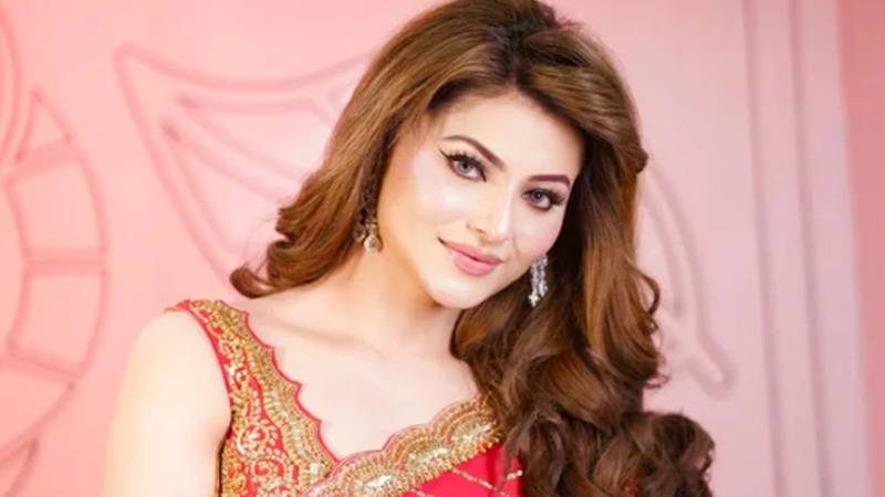 مندر کے حوالے سے دعویٰ، اروشی روٹیلا کیلئے نئی مشکل بن گیا