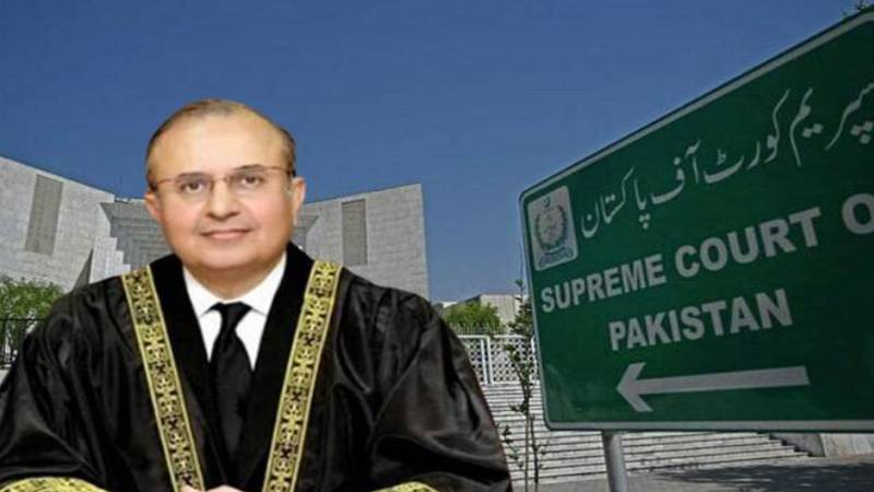 جسٹس منصور علی شاہ نے قائمقام چیف جسٹس پاکستان کا حلف اٹھا لیا