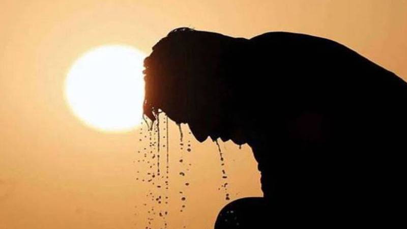 گرمی کی شدت میں اضافہ، ہیٹ اسٹروک سے بچنے کے مؤثر گھریلو طریقے