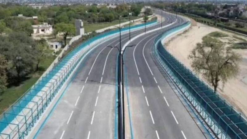 پاکستان کی پہلی 