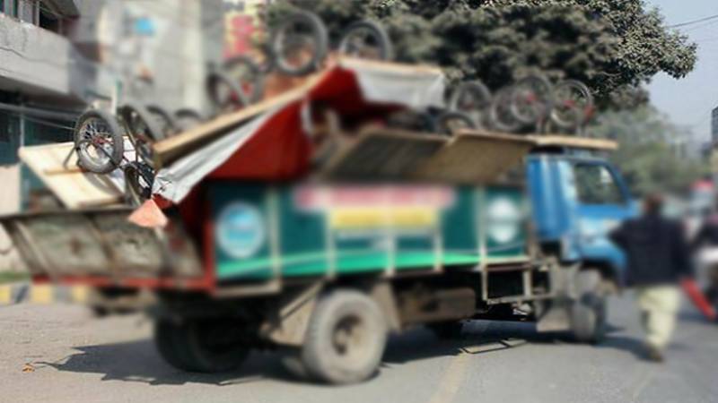 لاہور میں تجاوزات کے خلاف آپریشن، سنگین خلاف ورزیوں پر 11 مقدمات درج