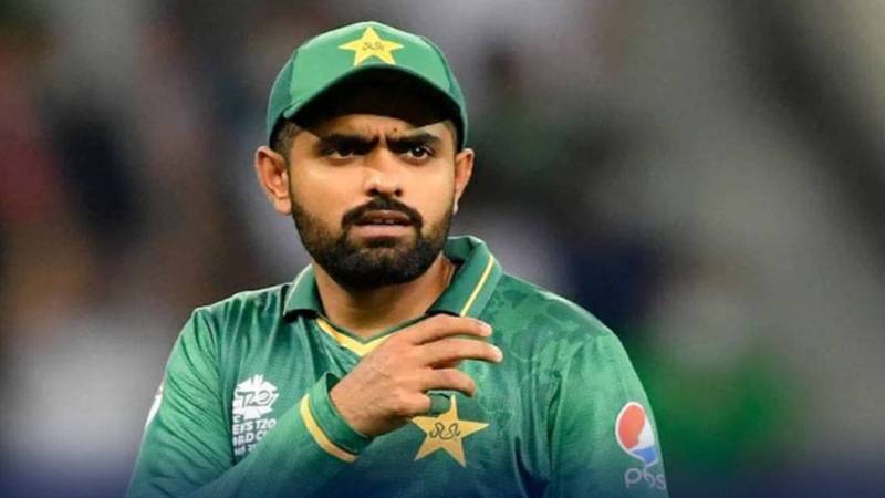 مجھے بولنا آتا ہے مگر بڑوں سے عزت کرنا سیکھا ہے، میدان ہی میری پہچان ہے: بابر اعظم