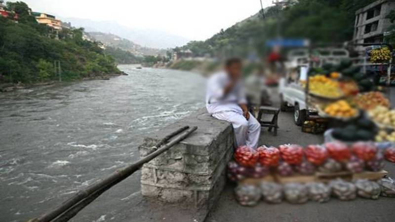 پاک بھارت کشیدگی کے پیش نظر آزاد کشمیر حکومت کا ایل او سی کے قریب رہائشیوں کو اشیائے خورونوش ذخیرہ کرنے کا حکم