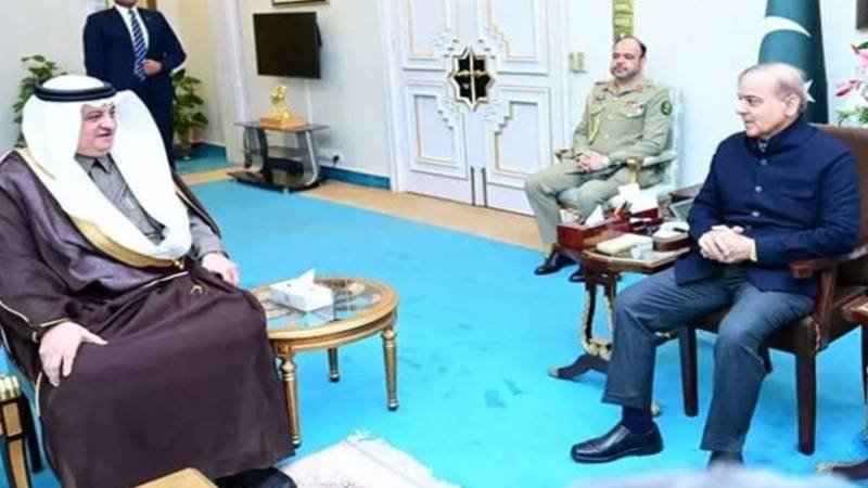وزیراعظم شہباز شریف سے سعودی سفیر کی ملاقات، جنوبی ایشیا کی صورتحال پر گفتگو