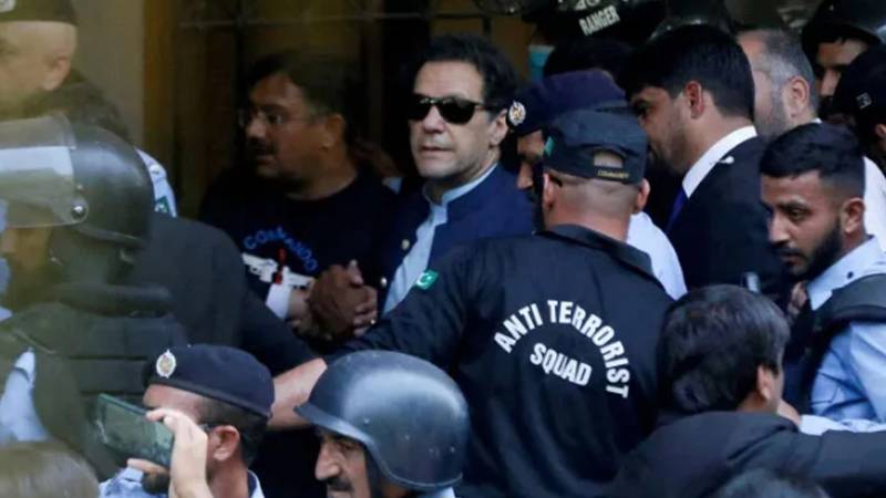 عمران خان کی 9 مئی کے 8 مقدمات میں ضمانت کی درخواستیں 8 مئی کو سماعت کیلئے مقرر