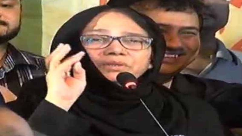 نگہت مرزا کا پیپلز پارٹی پر سخت تنقید: کراچی کو گاؤں بنا دیا ہے