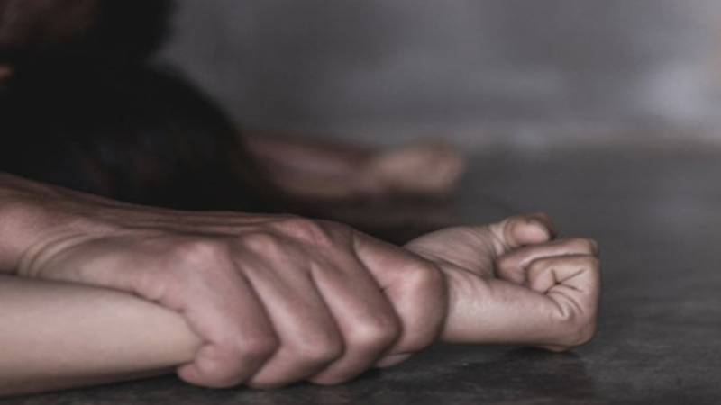 7ویں کلاس کی طالبہ کو اغوا کر کے جنسی زیادتی کا نشانہ بنانے ملزم کو 35 سال قید کی سزا