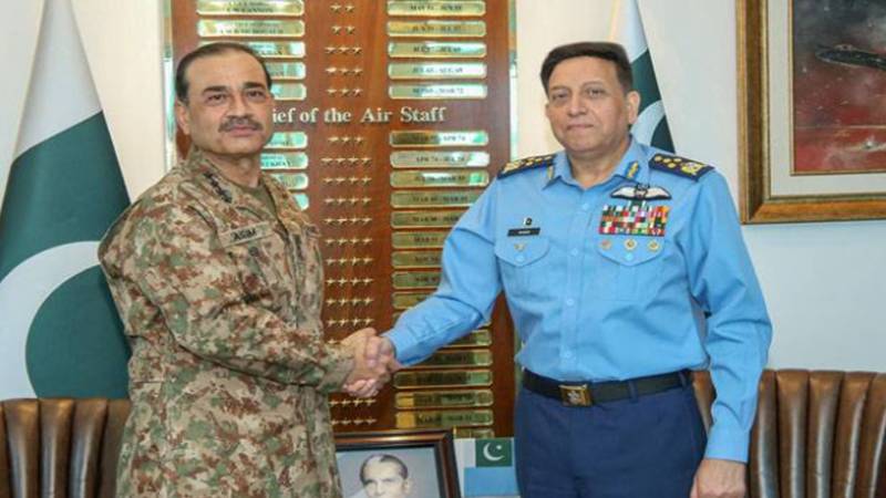 جنرل عاصم منیر کا ائیر ہیڈکوارٹرز کا دورہ، پاک فضائیہ کے شاہینوں کو خراجِ تحسین