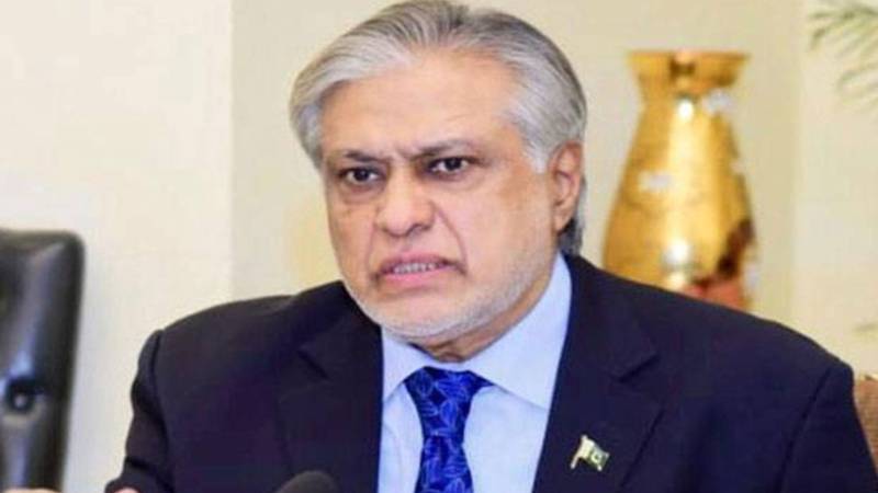 اسحاق ڈار کا کہنا ہے: دنیا کی ذمہ داری ہے بھارت کو اس کی غلطی سمجھائے