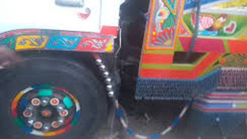 گھر شفٹنگ کے بہانے شہری کو لوٹ لیا، ڈرائیور لاکھوں کا سامان لے کر فرار
