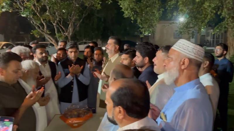 یوم تشکر: لاہور میں افواج پاکستان کی کامیابی پر تقریب اور دعائیں