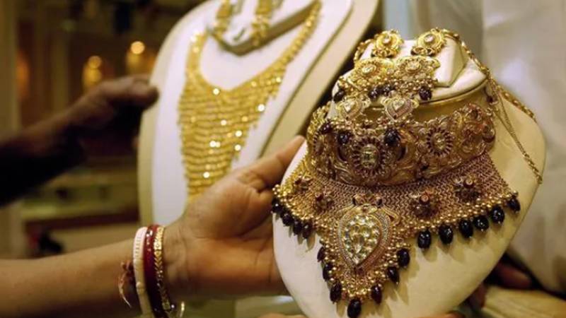 سونے کی قیمت میں نمایاں کمی