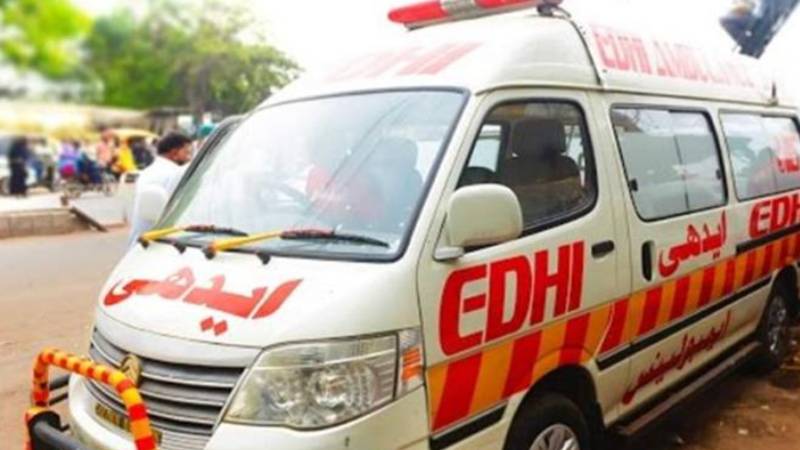 راولپنڈی: ڈمپر کی ٹکر سے خاتون سمیت دو افراد کی موت، موٹر سائیکل سوار بھی زخمی