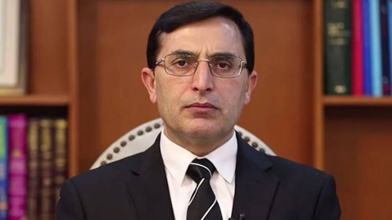 جنید خان سے متعلق بانی پی ٹی آئی کے احکامات پر جلد عمل کیا جائے گا: بیرسٹر گوہر خان