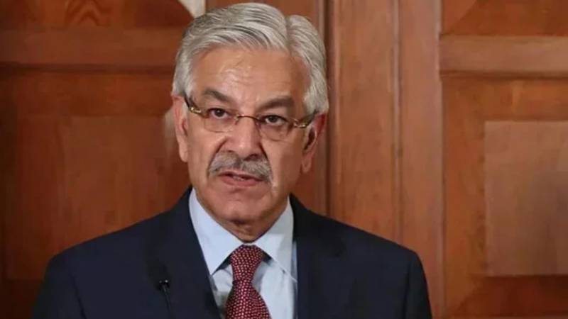 دشمن نے ایک چیک پوسٹ پر 100 مارٹر اور 80 میزائل داغے: خواجہ آصف
