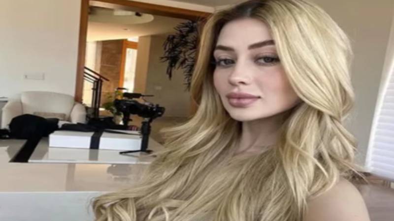 سوشل میڈیا انفلوئنسر ویلے ریا مارکیز کو ٹک ٹاک لائیو کے دوران فائرنگ کرکے قتل کر دیا گیا