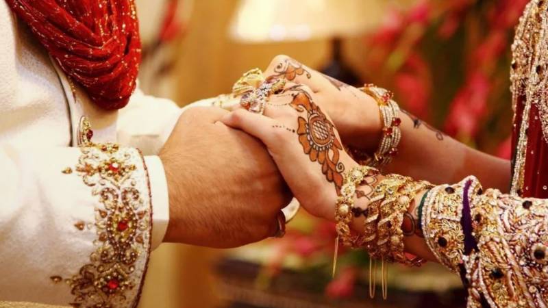 شادی کی عمر 18 سال مقرر، کم عمری میں نکاح پر قید و جرمانہ