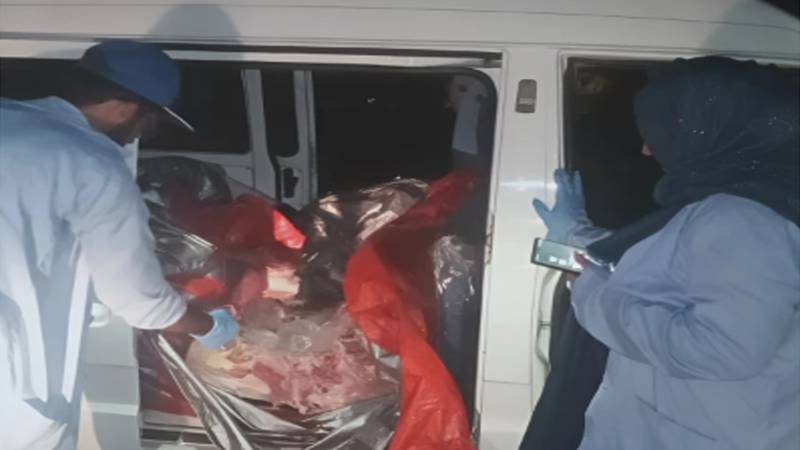 رات کے اندھیرے میں اسلام آباد کے ریسٹورنٹس کو مضر صحت گوشت کی سپلائی ناکام، 400 کلو ناقص گوشت برآمد