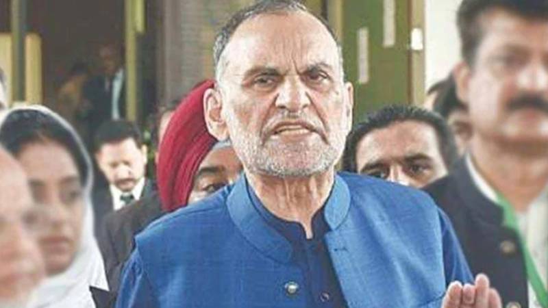 بیرونِ ملک جانے سے روکنا میرے بنیادی حق کی خلاف ورزی ہے: اعظم سواتی
