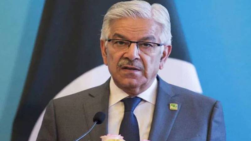 عام شہریوں اور سکول کے بچوں کو نشانہ بنانا ناقابل قبول ہے، پاکستان بھرپور جواب دے گا: وزیر دفاع خواجہ آصف