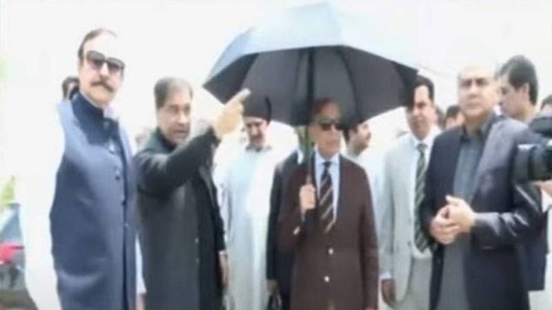 اسلام آباد میں جناح اسکوائر انٹرچینج منصوبے کا افتتاح، وزیراعظم شہباز شریف کا محسن نقوی کو خراجِ تحسین