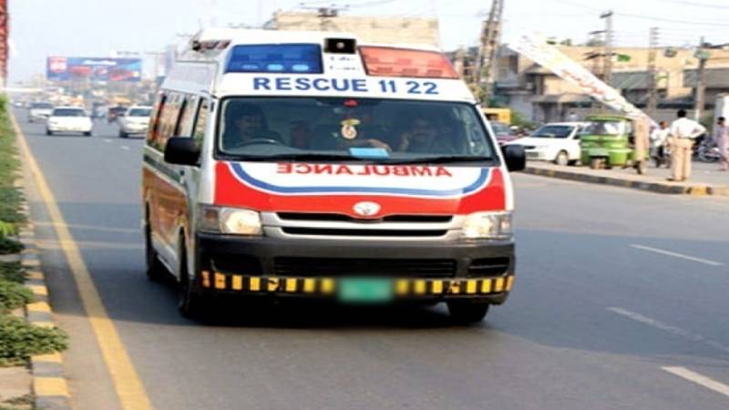  اوکاڑہ: جی ٹی روڈ پر خوفناک ٹریفک حادثہ، ایک ہی خاندان کے 4 افراد جاں بحق