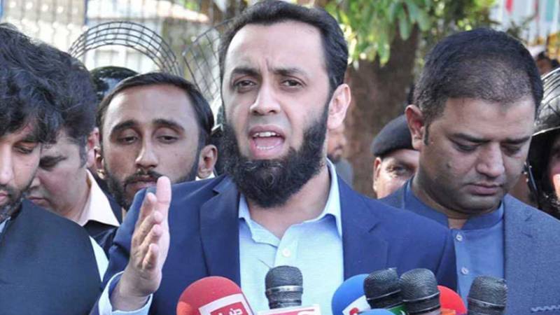 بھارت کے وزیرِ خارجہ سے اب تک کوئی بات نہیں ہو رہی: وزیرِ اطلاعات عطاء تارڑ