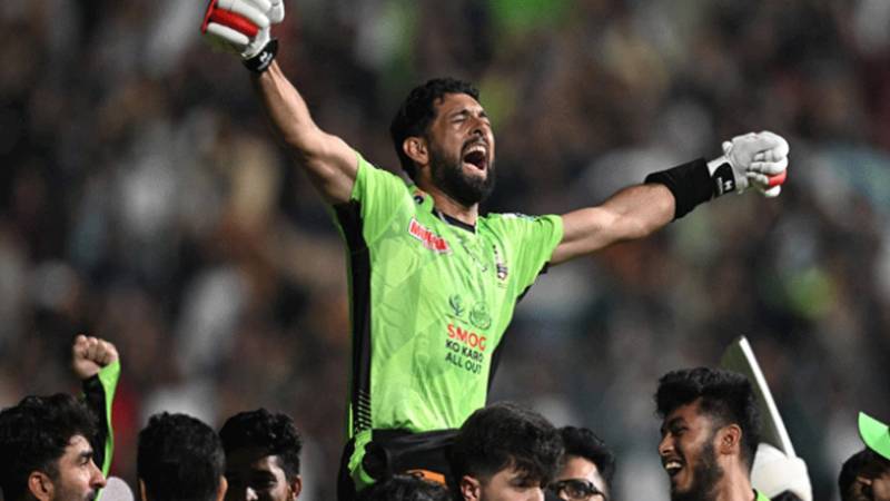 سکندر رضا کی غیر معمولی کمٹمنٹ نے دل جیت لیے، پی ایس ایل 10 کے فائنل میں لاہور قلندرز کی تاریخی جیت
