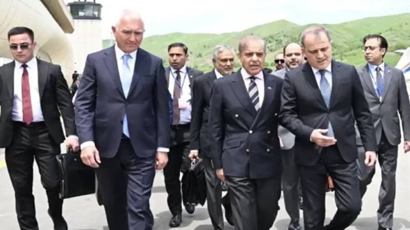 وزیرِاعظم شہباز شریف آذربائیجان میں اہم مصروفیات انجام دیں گے