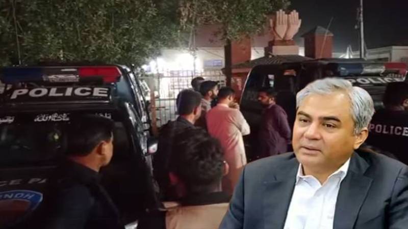 وزیر داخلہ محسن نقوی کی خیرپور حملے کی مذمت، شہید پولیس اہلکار مقبول شیخ کو خراجِ عقیدت