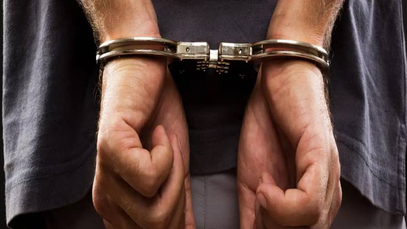 لاہور شاپنگ مال کے سامنے فائرنگ، ماڈل ٹاؤن کا رہائشی زخمی حالت میں گرفتار