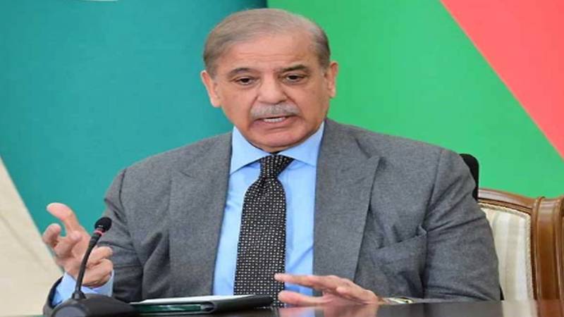 وزیراعظم کا کہنا ہے کہ ریلوے نظام ملک کی معیشت کی ریڑھ کی ہڈی ہے