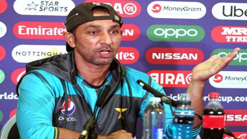 اظہر محمود کو کوچنگ سے ہٹانے کی اصل وجہ کیا بنی؟ پردے کے پیچھے کہانی