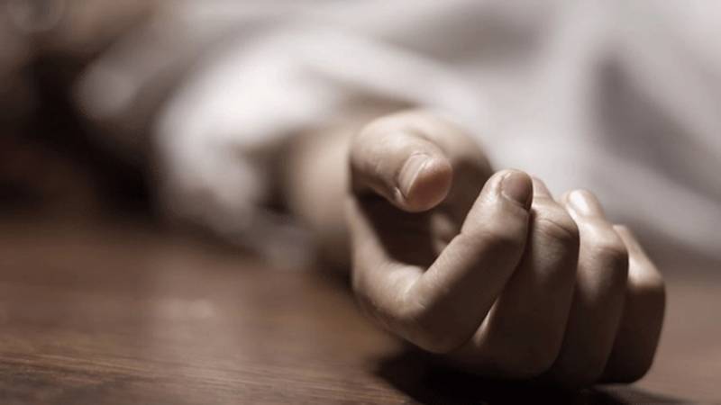 ستوکتلہ میں دل دہلا دینے والا واقعہ، گھر میں داخل ہو کر فائرنگ، باپ بیٹے شہید