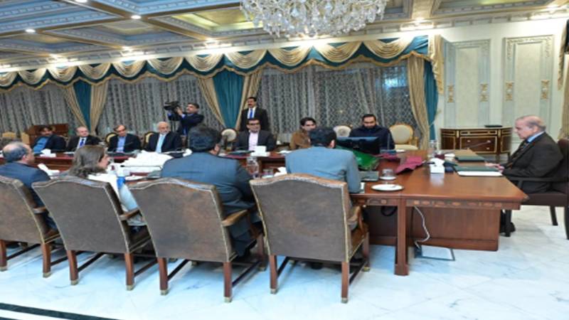 آئندہ مالی سال کے بجٹ پر غور، کابینہ اجلاس میں تنخواہوں میں اضافے کی منظوری متوقع