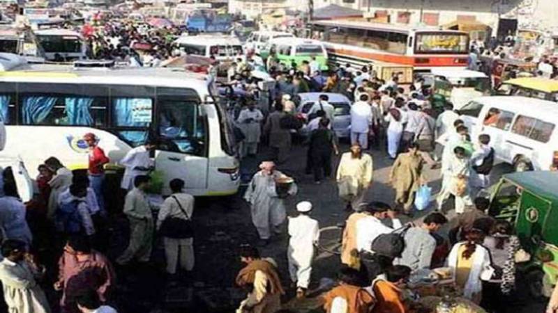 ٹریفک قوانین کی خلاف ورزیوں کے خلاف پنجاب بھر میں کریک ڈاؤن کا فیصلہ: 