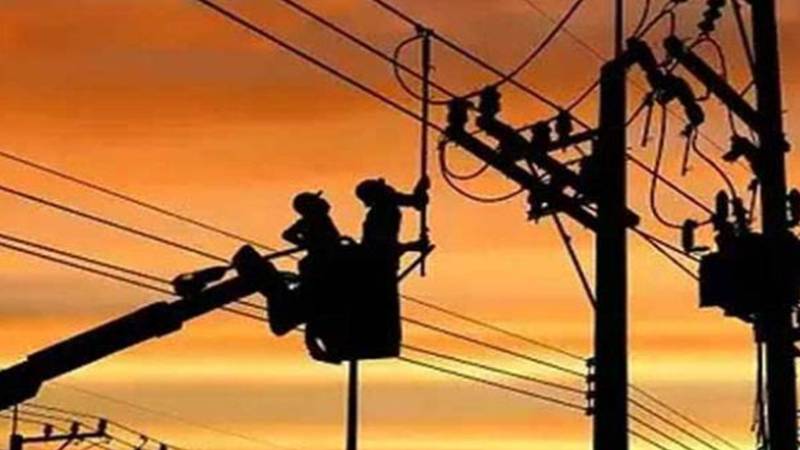 لاہور: گرمی کی شدت میں اضافہ، لیسکو کا سسٹم دباؤ میں، لوڈمینجمنٹ شروع