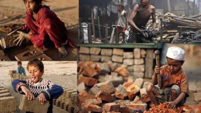 چائلڈ لیبر کے خاتمے کا عالمی دن: پاکستان میں 2 کروڑ سے زائد بچے مزدوری پر مجبور