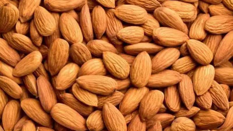 روزانہ بادام کھانے سے میٹابولک سینڈروم کے مریضوں کی صحت میں نمایاں بہتری، تحقیق