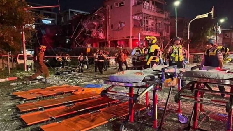150 بیلسٹک میزائل فائر، ایران کے حملے میں 16 زخمی