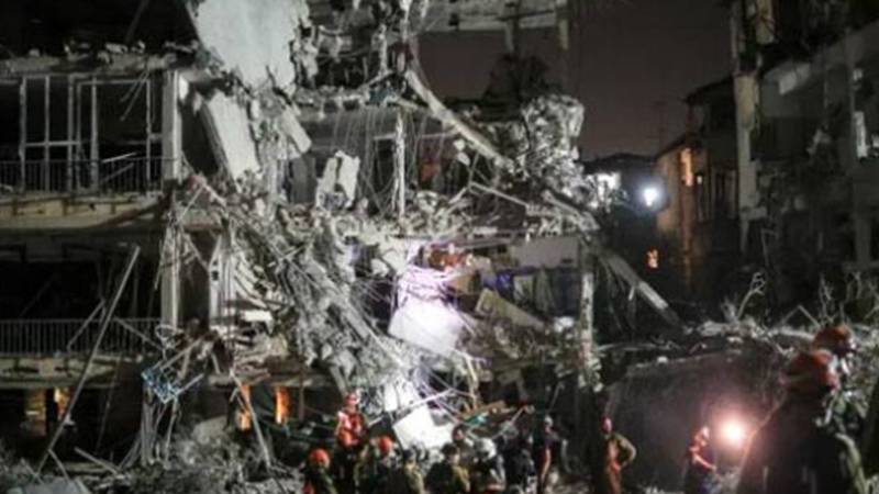 ایران کا اسرائیل پر شدید جوابی حملہ: میزائلوں کی بارش، تل ابیب ہدف، 4 ہلاک، 60 سے زائد زخمی