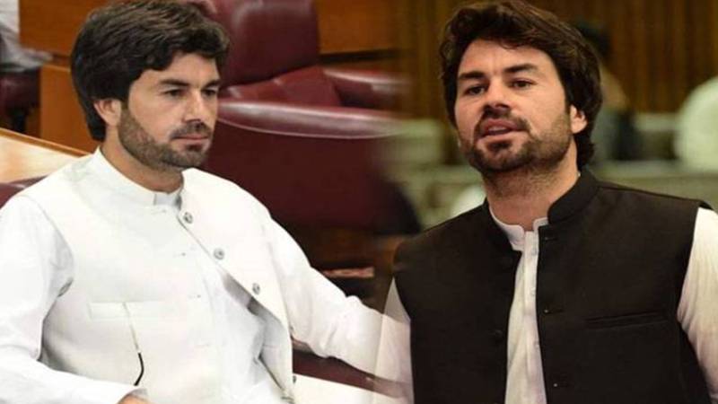 باجوڑ: وزیراعظم کے معاون خصوصی مبارک زیب کے گھر پر راکٹ حملہ، کوئی جانی نقصان نہیں ہوا