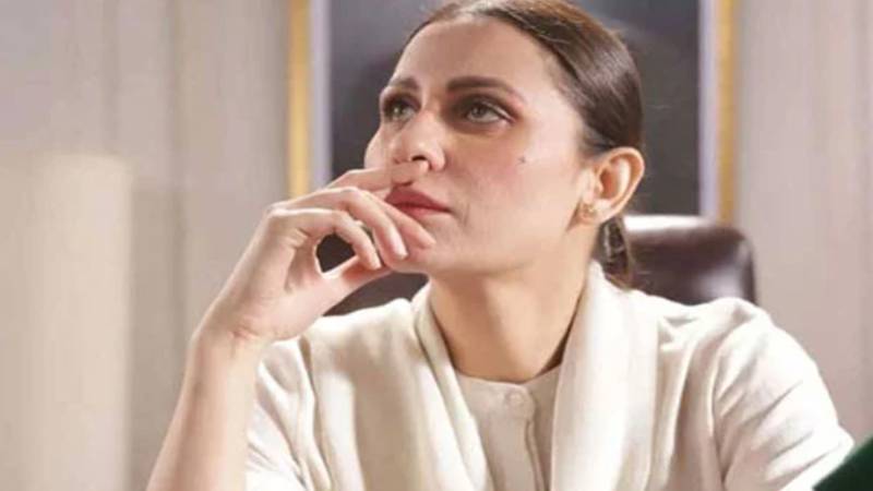 شوبز میں آنے پر قریبی رشتہ داروں نے تعلق توڑ لیا:نوشین شاہ