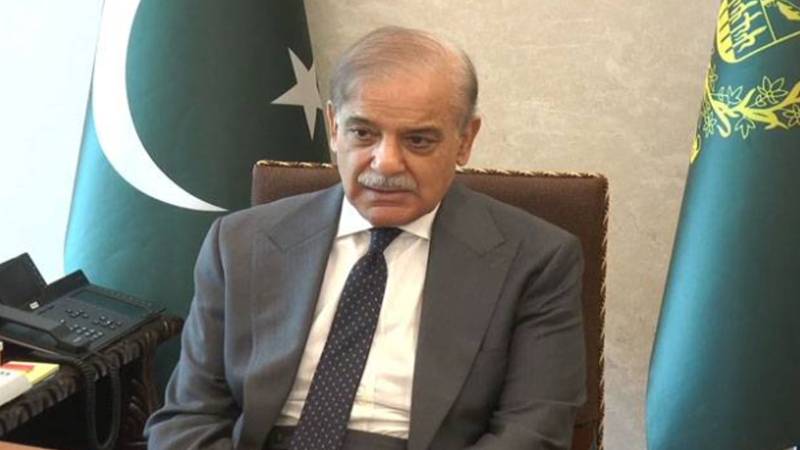وزیراعظم شہباز شریف سے مختلف اراکینِ قومی اسمبلی کی ملاقاتیں، بجٹ پر مبارکباد